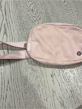 lululemon athletica Blush Pink Crossbody Belt Bag